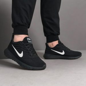 کفش کتونی نایک تزریق مستقیم مشکی خط سفید